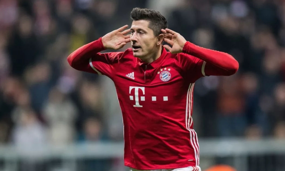 南宫28- 莱万多夫斯基辱华 