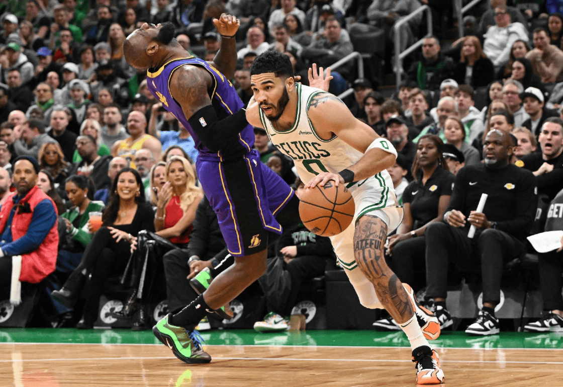 塔图姆爆冷击败RNG，势不可挡引爆全场！的简单介绍